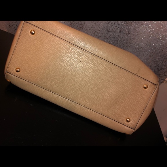 Beige Michael Kor’s Cross body - Picture 5 of 6